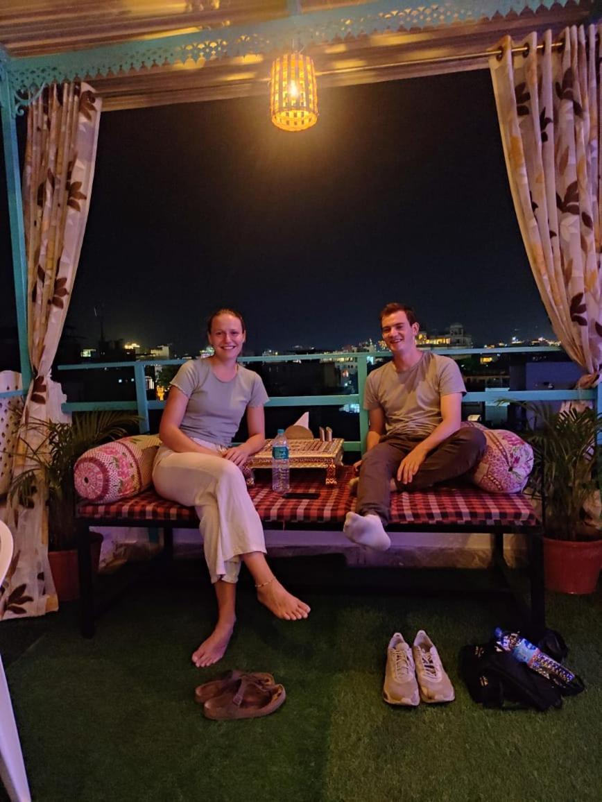 Krishna Stay Guest House أُودايبور المظهر الخارجي الصورة