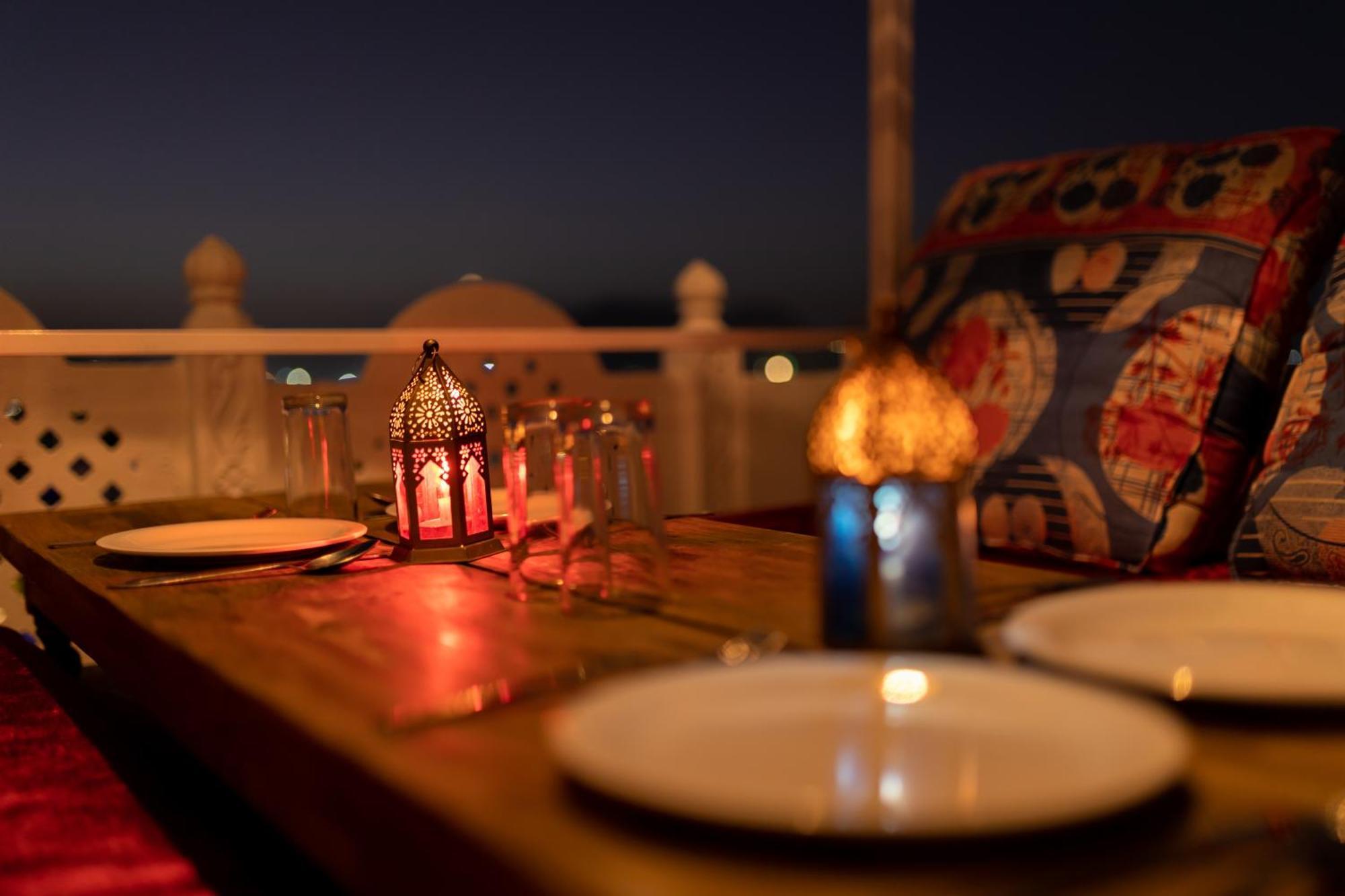 Krishna Stay Guest House أُودايبور المظهر الخارجي الصورة